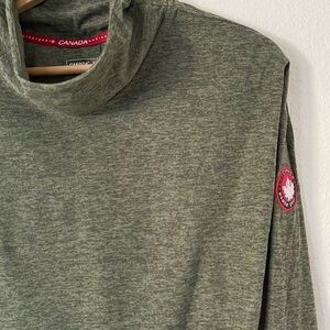 Canada Weather Gear Sage Green Shirt Size S
